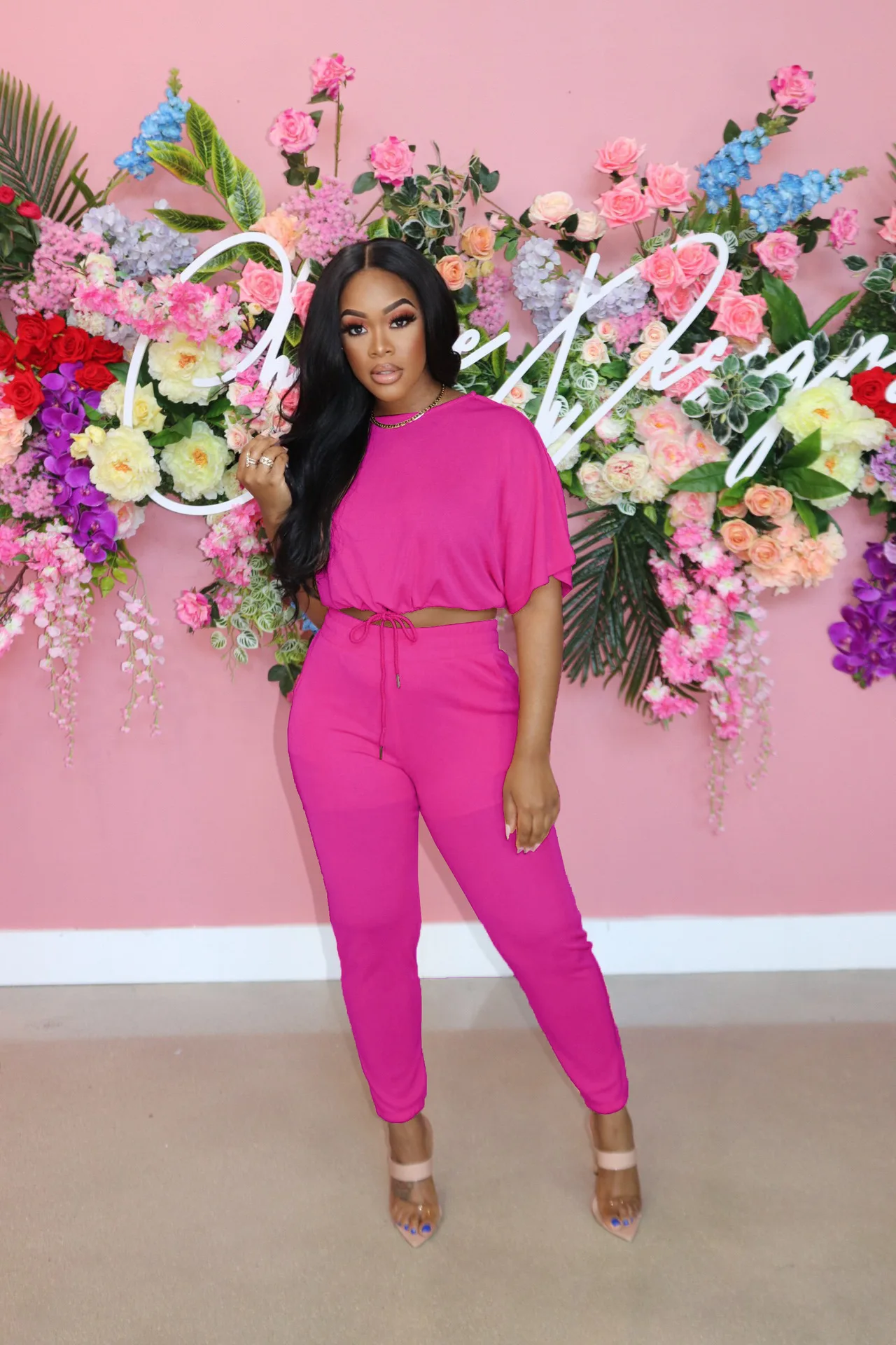 Summer Casual Two Piece Set Women Fashion Solid Short Tshirt Trousers Suit Ladies Commuter Two Piece Suit
Summer Casual Two Piece Set Women Fashion Solid Short Tshirt Trousers Suit Ladies Commuter Two Piece Suit