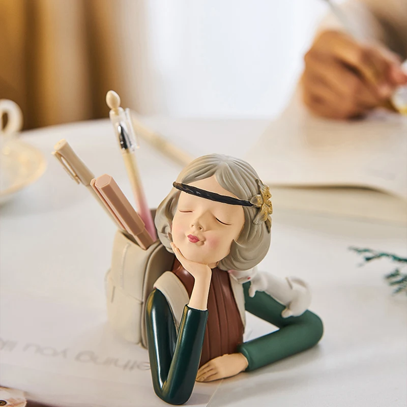 Cute Bubble Girl Resin Pen Holder Cute Pencil Storage Box Student Fashion Pen Holder Desk Decoration Stationery Accessories
Cute Bubble Girl Resin Pen Holder Cute Pencil Storage Box Student Fashion Pen Holder Desk Decoration Stationery Accessories