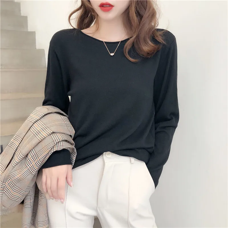 Women's new thin sweater with solid color knitting base bottoming crew neck with loose blouse sweater
Women's new thin sweater with solid color knitting base bottoming crew neck with loose blouse sweater