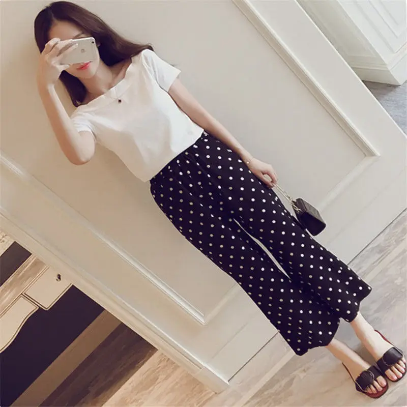 Women 2020 Summer 2 Piece Outfits Female Casual T Shirt And Polka Dot Print Pants High Waist Sport Streetwear Fashion Sets L166
Women 2020 Summer 2 Piece Outfits Female Casual T Shirt And Polka Dot Print Pants High Waist Sport Streetwear Fashion Sets L166