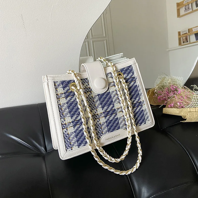 Women's Bag 2021 Luxury Designer Handbag New Fashion Women's Bag Popular Chain Plaid Messenger Bag Single Shoulder Bag Tote Bag
Women's Bag 2021 Luxury Designer Handbag New Fashion Women's Bag Popular Chain Plaid Messenger Bag Single Shoulder Bag Tote Bag