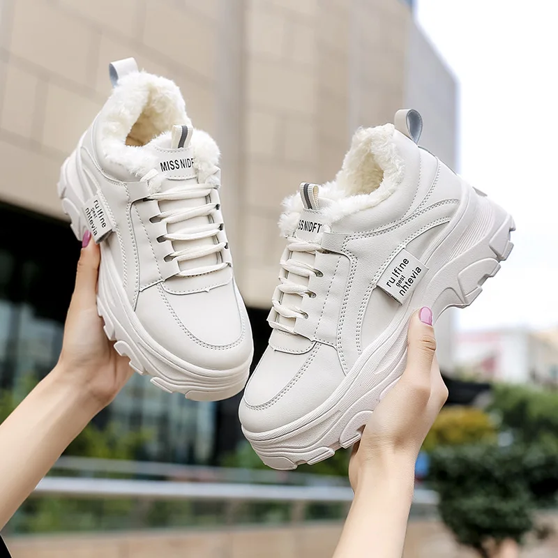 Swyivy Fur Whtie Shoes Women Winter Platform Sneakers Plush Fur 2020 New Snow Shoes Warm Fur White Sneakers for Womens
Swyivy Fur Whtie Shoes Women Winter Platform Sneakers Plush Fur 2020 New Snow Shoes Warm Fur White Sneakers for Womens