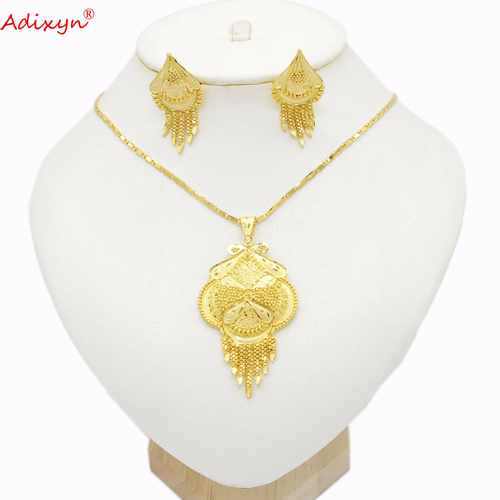 Adixyn Дубай 24K золотого цвета ожерелье Ювелирные наборы вечерние Подарки Серьги с кисточками кулон Гавайский Ювелирный Комплект для женщин ...
Adixyn Дубай 24K золотого цвета ожерелье Ювелирные наборы вечерние Подарки Серьги с кисточками кулон Гавайский Ювелирный Комплект для женщин ...