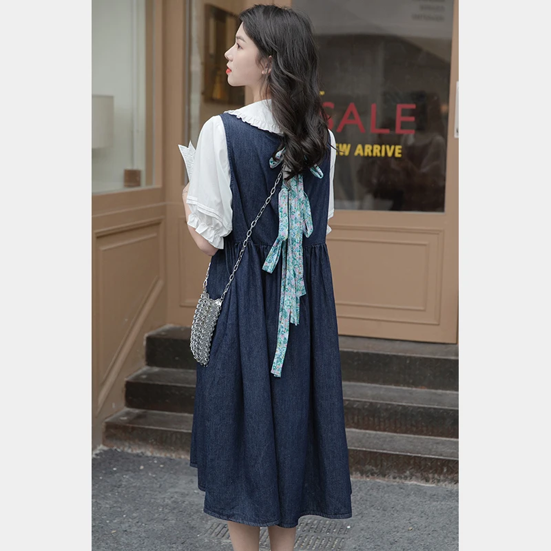 2021 summer new style Korean blue high waist denim strap skirt loose lace sleeveless temperament dress
2021 summer new style Korean blue high waist denim strap skirt loose lace sleeveless temperament dress