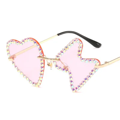 Fashion trend small sunglasses personality boundless letter ocean lens diamond sunglasses female
Fashion trend small sunglasses personality boundless letter ocean lens diamond sunglasses female