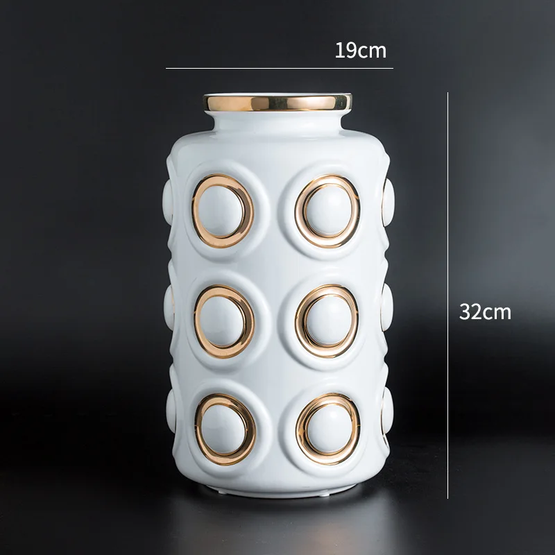 Nordic Home Decor Ceramic Vase Golden Relief Pattern Cylinder Porcelain Vases Dried Flower Flower Arrangement Desktop Decoration 
Nordic Home Decor Ceramic Vase Golden Relief Pattern Cylinder Porcelain Vases Dried Flower Flower Arrangement Desktop Decoration