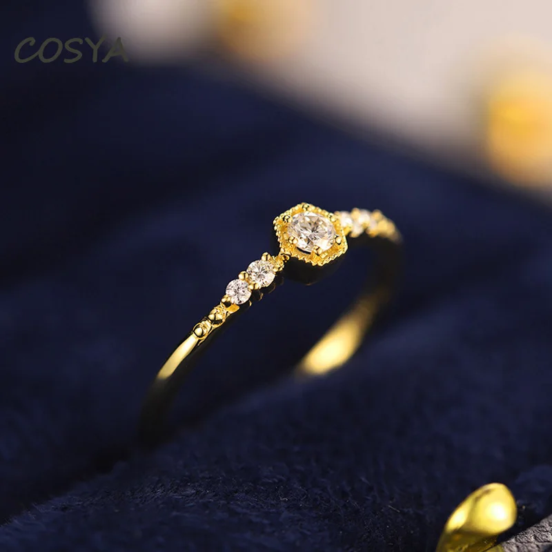 COSYA 100% 925 желтого цвета стерлингового серебра в виде геометрических фигур с высоким содержанием углерода кольца с бриллиантами японские мод... 
COSYA 100% 925 желтого цвета стерлингового серебра в виде геометрических фигур с высоким содержанием углерода кольца с бриллиантами японские мод...