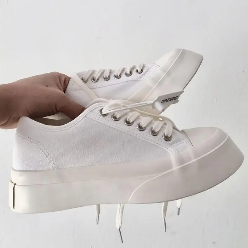 White Canvas Vulcanize Shoes for Women Spring Platform Sneakers High Quality 2021 Spring New Student White Sneakers Casual Lady
White Canvas Vulcanize Shoes for Women Spring Platform Sneakers High Quality 2021 Spring New Student White Sneakers Casual Lady