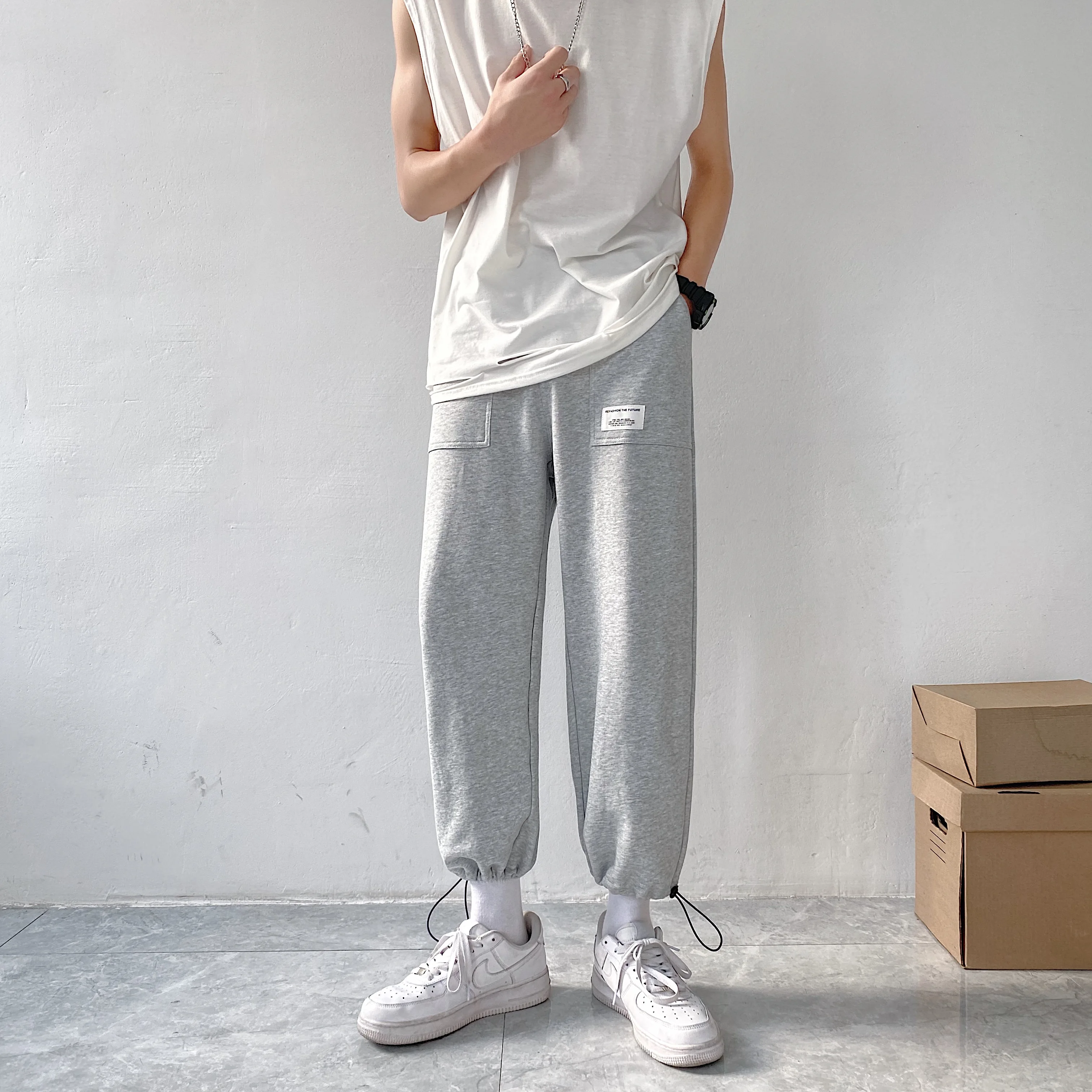 Черные штаны для бега, летние спортивные штаны с надписью для мужчин, брюки, леггинсы, уличная одежда, мужские спортивные штаны в Корейском с...
Черные штаны для бега, летние спортивные штаны с надписью для мужчин, брюки, леггинсы, уличная одежда, мужские спортивные штаны в Корейском с...