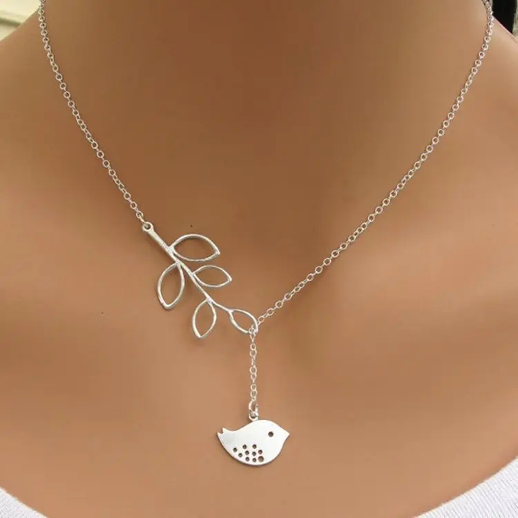 European And American New Wild Short Popular Necklace Fashion Simple Creative Clavicle Chain Ladies Necklace 2021
European And American New Wild Short Popular Necklace Fashion Simple Creative Clavicle Chain Ladies Necklace 2021