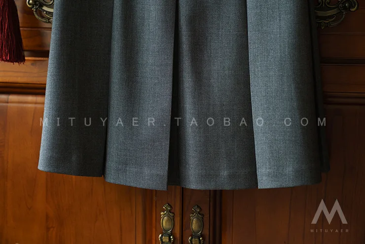 All-match Classic Waist Buckle Pleated Skirt 2020 New Skirt
All-match Classic Waist Buckle Pleated Skirt 2020 New Skirt