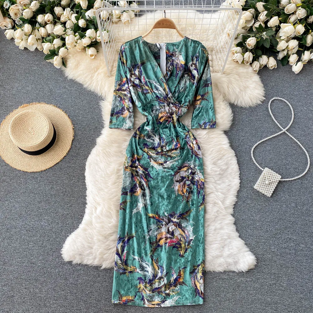 B633 Women New Fashion Autumn Retro Printed Package Hip Dress High Waist Slim Elegant V-neck Fork Velvet Hip Wrap Vestidos
B633 Women New Fashion Autumn Retro Printed Package Hip Dress High Waist Slim Elegant V-neck Fork Velvet Hip Wrap Vestidos