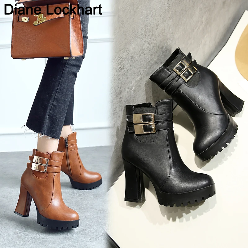 Gray Black Fashion Thick High Heel Ankle Boots Women Round Toe Keep Warm Elegant Platform Booties Ladies Ankle Buckle Decoration
Gray Black Fashion Thick High Heel Ankle Boots Women Round Toe Keep Warm Elegant Platform Booties Ladies Ankle Buckle Decoration