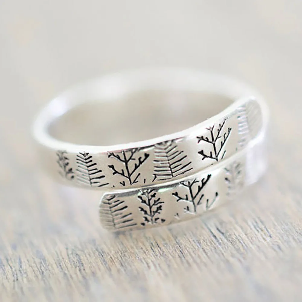 2021 New Fashion Dandelion Pattern Ring Elegant Ladies Casual Party Flower Opening Adjustable Ring Jewelry
2021 New Fashion Dandelion Pattern Ring Elegant Ladies Casual Party Flower Opening Adjustable Ring Jewelry