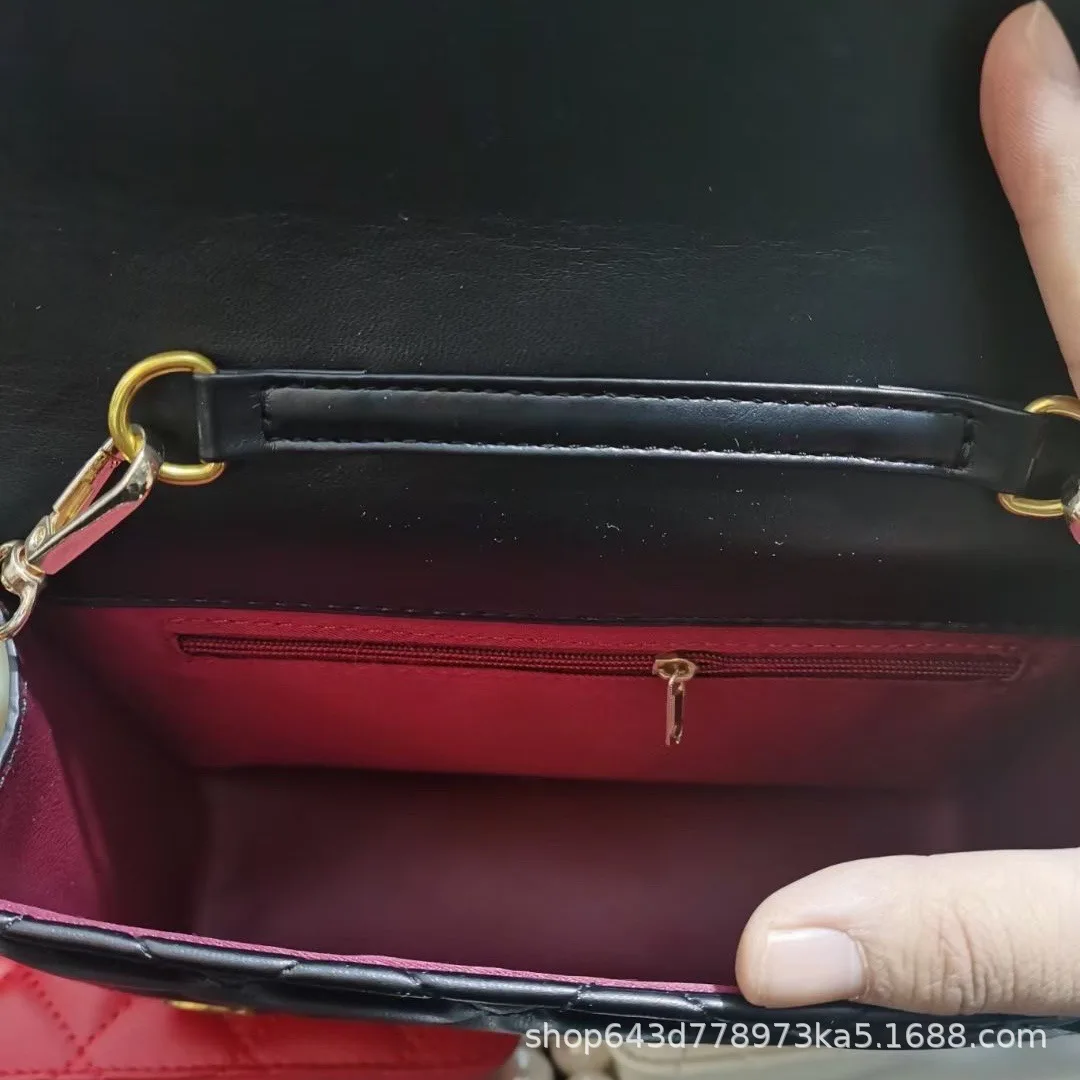 Mini PU Leather Crossbody Shoulder Bags For Women 2021 Fashion Small Cross Body Brand Designer Lady Shoulder Bag Luxury Handbags
Mini PU Leather Crossbody Shoulder Bags For Women 2021 Fashion Small Cross Body Brand Designer Lady Shoulder Bag Luxury Handbags