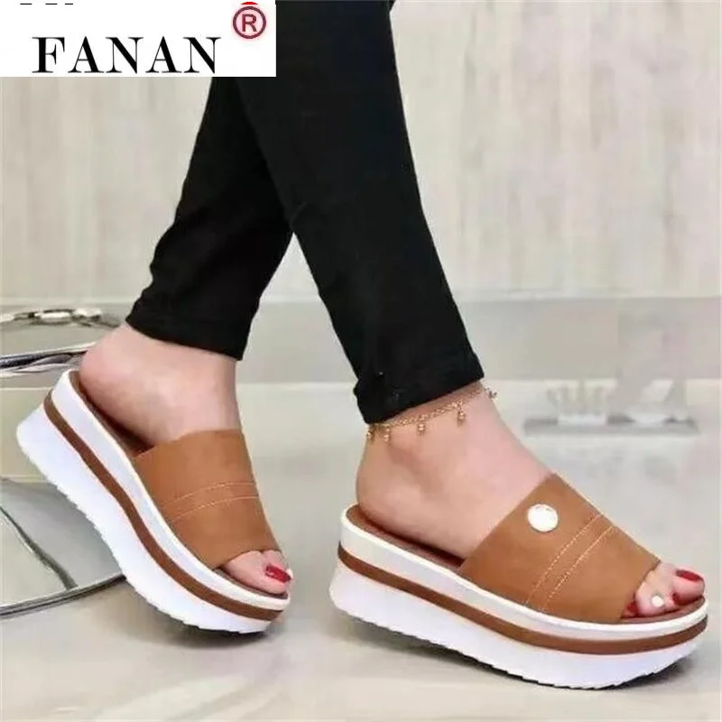 2021 Summer Women's Slippers Fashion Vintage Wedge Casual Women Shoes Leather Platform New Open Toe Outdoor Beach Women Sandals
2021 Summer Women's Slippers Fashion Vintage Wedge Casual Women Shoes Leather Platform New Open Toe Outdoor Beach Women Sandals