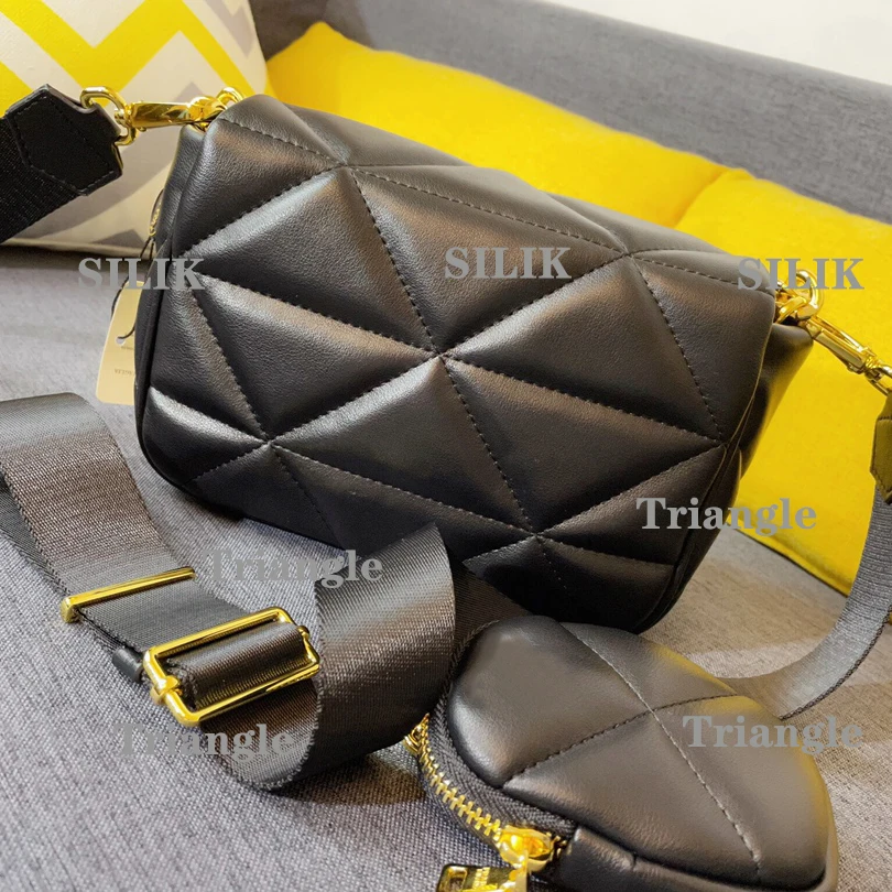 Crossbody bag black rhombus thick chain two-in-one leather handbag small sling bag
Crossbody bag black rhombus thick chain two-in-one leather handbag small sling bag