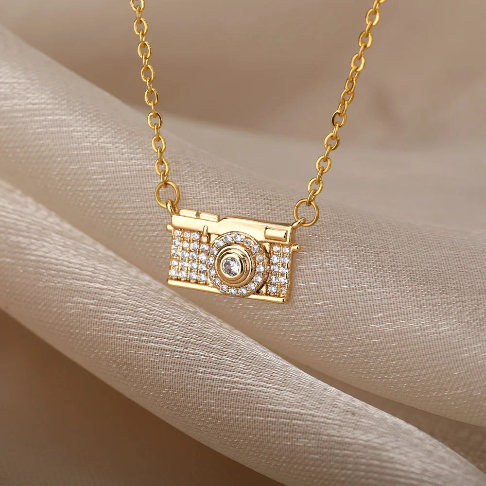 Camera Shape Zircon Pendant Gemotric Necklace for Women Party Choker Female Sweet Fashion Jewelry Accessories Bijoux Femme
Camera Shape Zircon Pendant Gemotric Necklace for Women Party Choker Female Sweet Fashion Jewelry Accessories Bijoux Femme