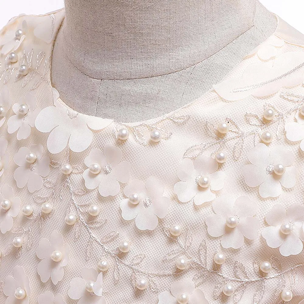 Flower Girls Dresses Illusion O-Neck Sleeveless Tulle Lace Knee-Length Appliques Pearls Champagne Kids Party Princess Gown F487 
Flower Girls Dresses Illusion O-Neck Sleeveless Tulle Lace Knee-Length Appliques Pearls Champagne Kids Party Princess Gown F487
