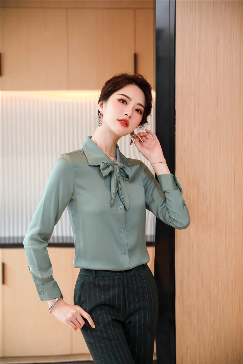 Novelty White Blouses with Bow Tie for Women Business Work Wear Long Sleeve Shirts Spring Fall Tops Office Ladies Blouse
Novelty White Blouses with Bow Tie for Women Business Work Wear Long Sleeve Shirts Spring Fall Tops Office Ladies Blouse