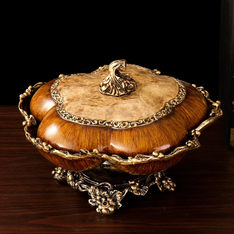 European style dry fruit dish divided into two trays with cover for family modern living room creative new year fruit candy plat
European style dry fruit dish divided into two trays with cover for family modern living room creative new year fruit candy plat