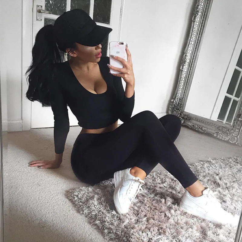 Two Piece Set Tracksuit Women Short Hooded Outfit 2 Piece Set Matching Sets For Women Sweatpants Set Female Sweatshirt Sets 2020
Two Piece Set Tracksuit Women Short Hooded Outfit 2 Piece Set Matching Sets For Women Sweatpants Set Female Sweatshirt Sets 2020