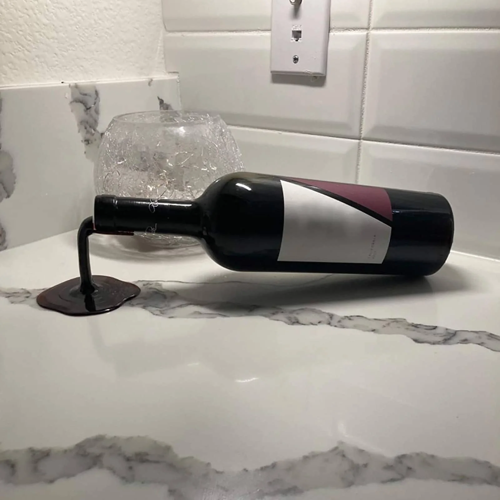 Creative Spilled Wine Rack Bottle Holder Countertop Wine Bottle Rack Table Decor Wine Bottle Display Stand
Creative Spilled Wine Rack Bottle Holder Countertop Wine Bottle Rack Table Decor Wine Bottle Display Stand