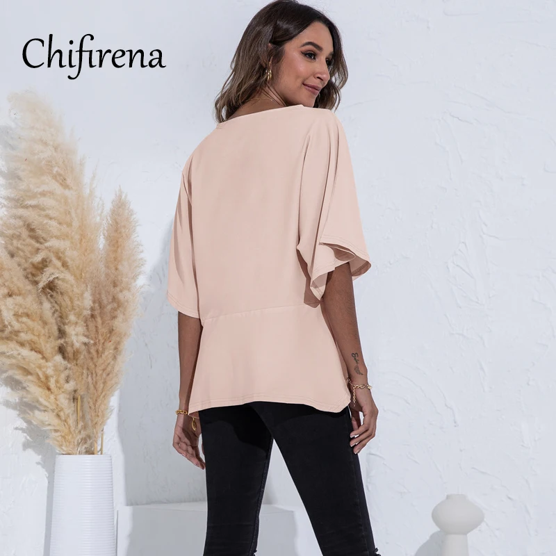 Chifirena Summer Women Blouse 2021 Flying Sleeve Chiffon Elegant Loose Top V Neck Solid Basic Blouse Female Loose Holiday Blusas
Chifirena Summer Women Blouse 2021 Flying Sleeve Chiffon Elegant Loose Top V Neck Solid Basic Blouse Female Loose Holiday Blusas