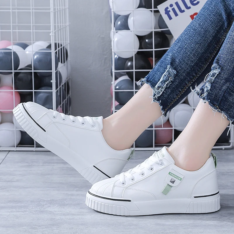 White shoe designer shoes summer 2021 shallow mouth breathable mesh sandals female students thin shoes with thick bottom net
White shoe designer shoes summer 2021 shallow mouth breathable mesh sandals female students thin shoes with thick bottom net