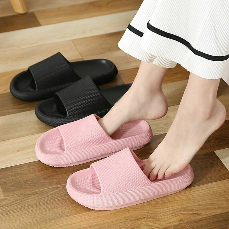 Newly Super Soft Home Slippers Anti-slip Thick Sole for Bathroom Shower Women Men m99
Newly Super Soft Home Slippers Anti-slip Thick Sole for Bathroom Shower Women Men m99
