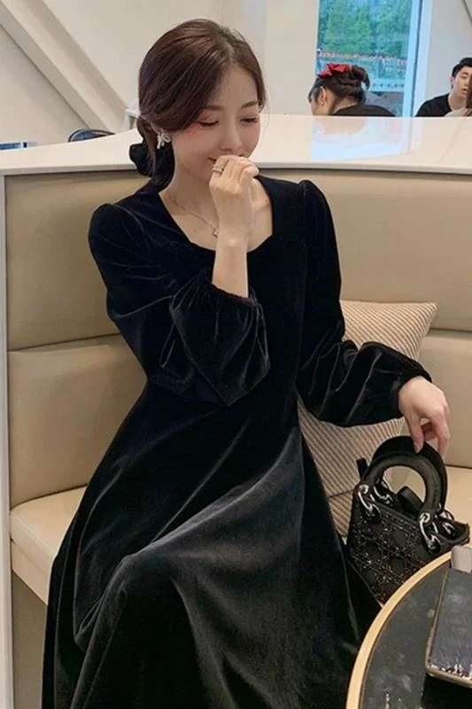CMAZ Autumn 2021 French Style Retro Minority Hepburn Style Match with Coat
CMAZ Autumn 2021 French Style Retro Minority Hepburn Style Match with Coat
