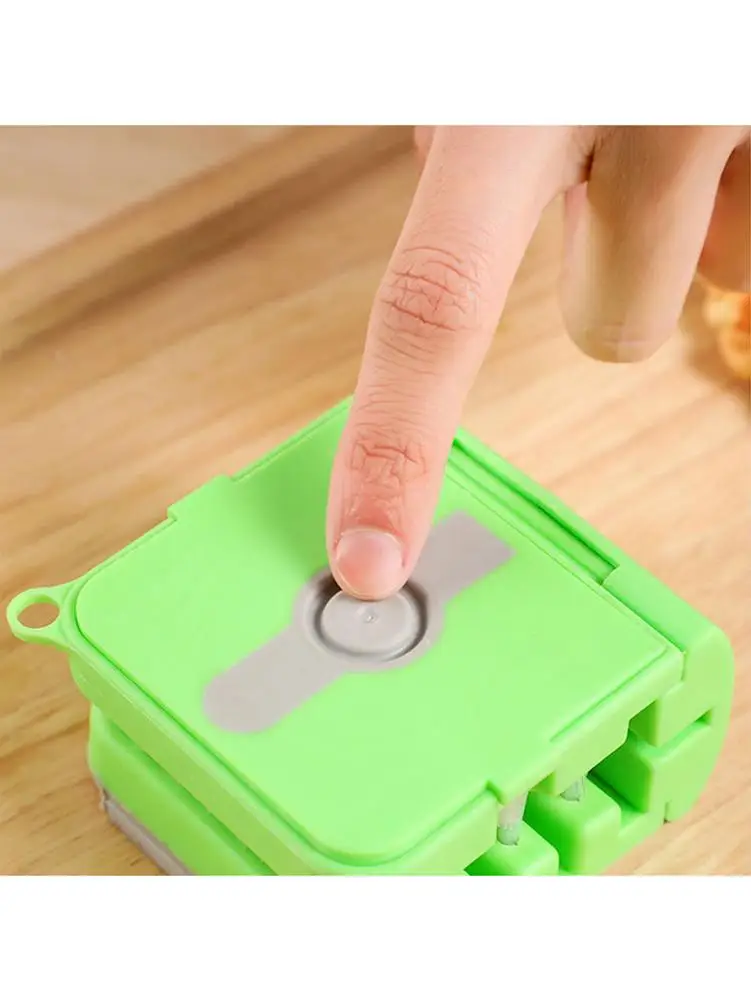Kitchen Cleaning Brushes Supplies Multifunctional Kitchen Knife Fork Chopsticks Tableware Cleaning Tool Safe Hand Protection
Kitchen Cleaning Brushes Supplies Multifunctional Kitchen Knife Fork Chopsticks Tableware Cleaning Tool Safe Hand Protection