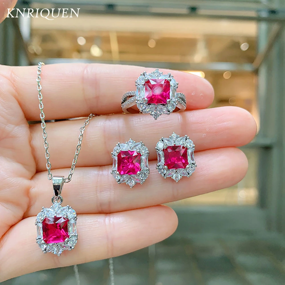 Retro 925 Sterling Silver 7*7MM Ruby Gemstone Jewelry Sets Lab Diamond Wedding Party Pendant Necklace Ring Earrings for Women
Retro 925 Sterling Silver 7*7MM Ruby Gemstone Jewelry Sets Lab Diamond Wedding Party Pendant Necklace Ring Earrings for Women