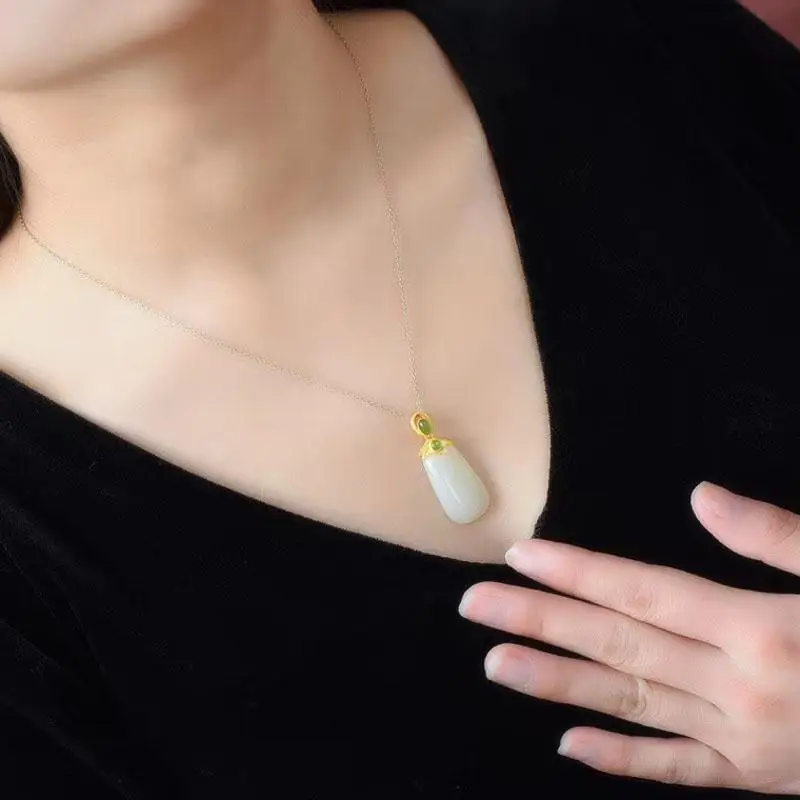 New design original natural Hetian white jade pendant necklace Chinese style retro unique ancient gold craft silver jewelry
New design original natural Hetian white jade pendant necklace Chinese style retro unique ancient gold craft silver jewelry