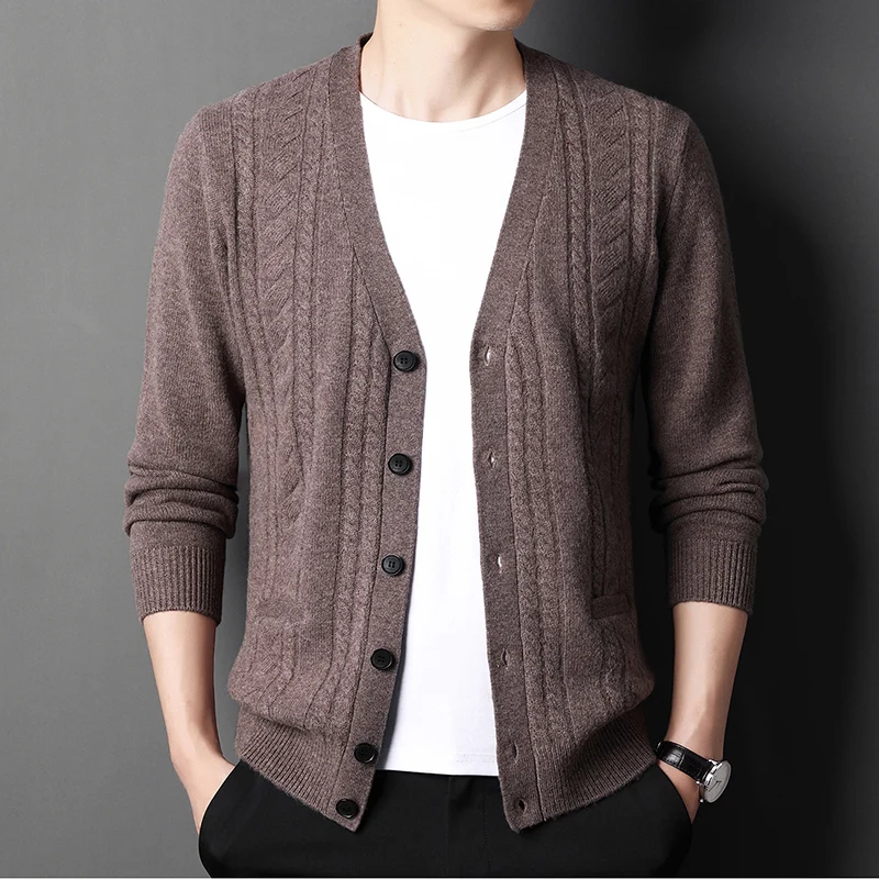 Thickened pure wool sweater knitted cardigan 2021 autumn and winter V-neck jacquard sweater men's warm coat
Thickened pure wool sweater knitted cardigan 2021 autumn and winter V-neck jacquard sweater men's warm coat