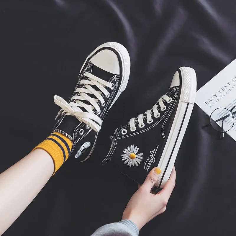 Woman Platform Shoes 2020 spring New Fashion Women Shoes Casual Solid Canvas High Candy Color Women Casual Shoes Sneakers
Woman Platform Shoes 2020 spring New Fashion Women Shoes Casual Solid Canvas High Candy Color Women Casual Shoes Sneakers