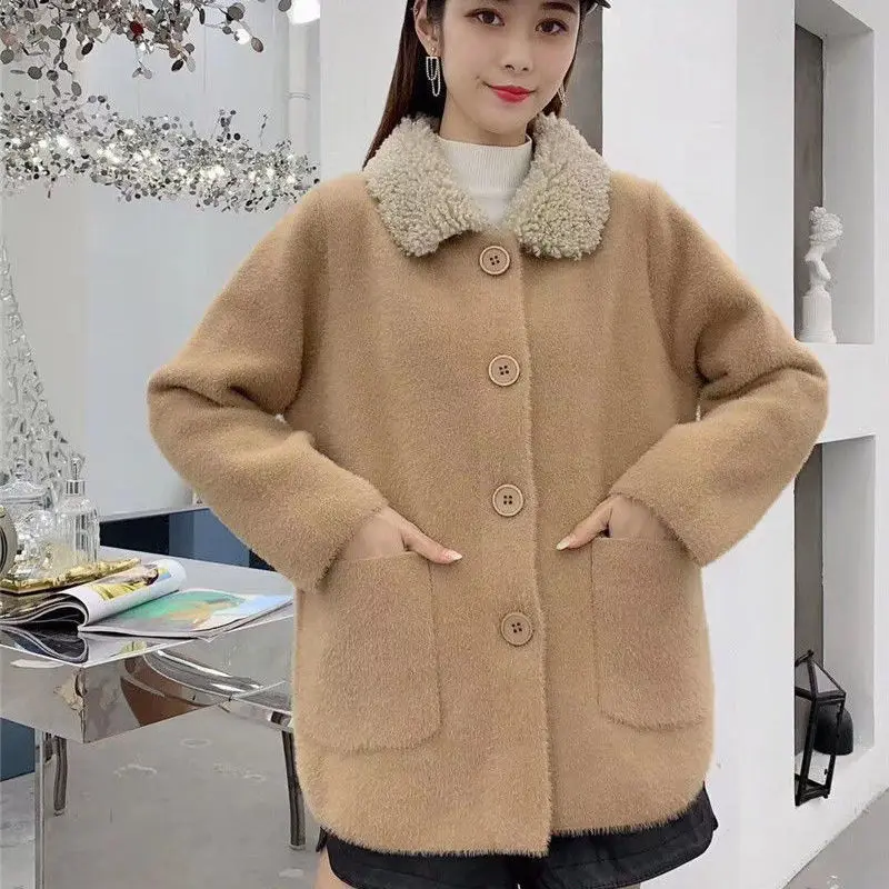 Ladies imitation mink velvet short coat female 2021 new women's Korean version loose wild spring and autumn sweater cardigan
Ladies imitation mink velvet short coat female 2021 new women's Korean version loose wild spring and autumn sweater cardigan