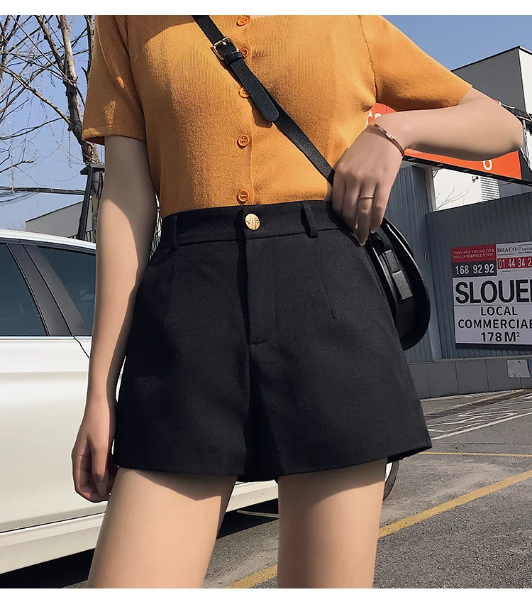 4 Sizes Casual Loose Basic High Waist Fashion Slim A-line College Wind 2020 Summer Spring Female Women Shorts
4 Sizes Casual Loose Basic High Waist Fashion Slim A-line College Wind 2020 Summer Spring Female Women Shorts