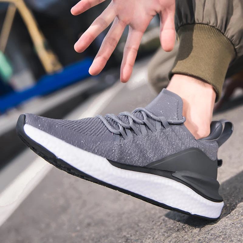 Xiaomi 2021 Men Casual Sport Light Weight Soft Breathable Running Sneaker For Man Outdoor Comfortable Jogging
Xiaomi 2021 Men Casual Sport Light Weight Soft Breathable Running Sneaker For Man Outdoor Comfortable Jogging