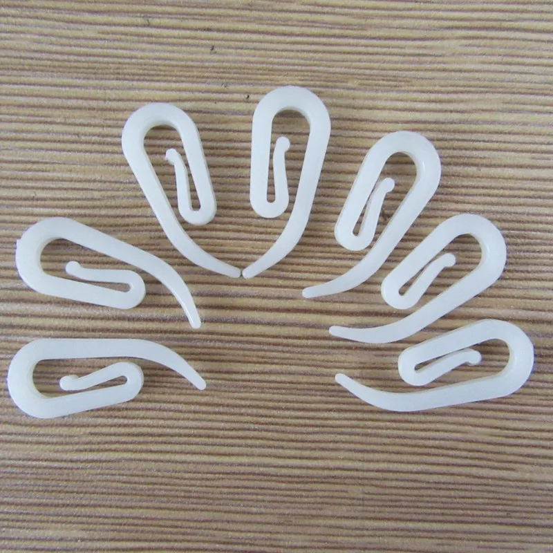 100pcs Curtain Hooks Ring Shape Pattern Window Hanger Indoor Home Decor Accessory 
100pcs Curtain Hooks Ring Shape Pattern Window Hanger Indoor Home Decor Accessory