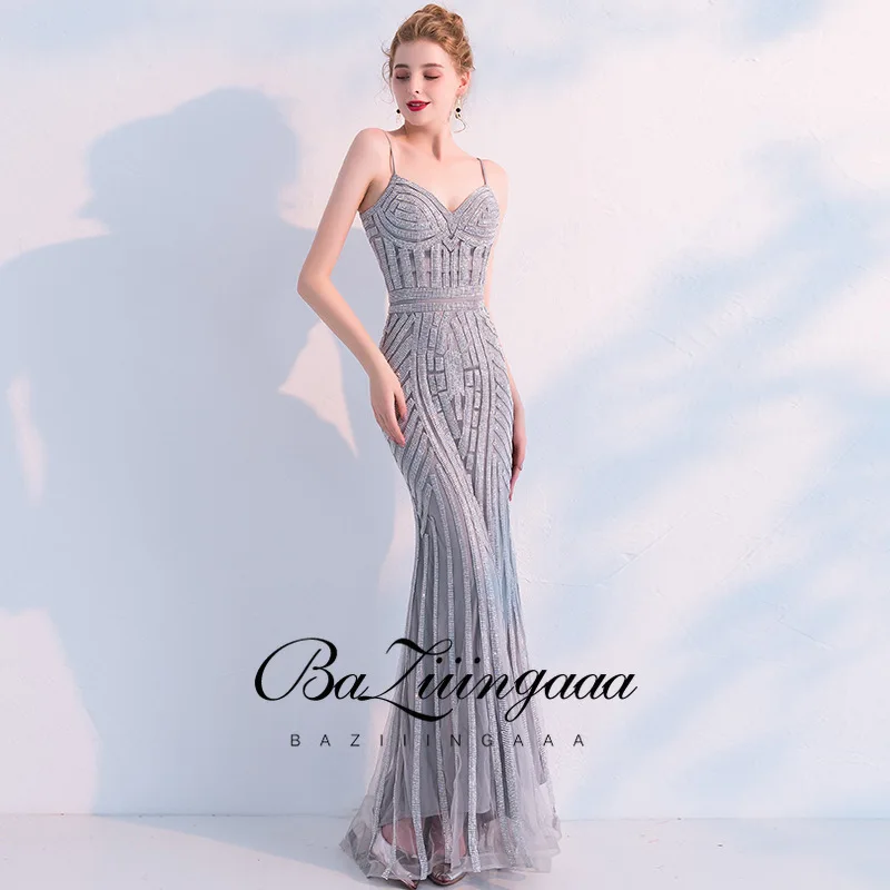 BAZIIINGAAA Luxury Silver Beaded Evening Dress Halter Neck Silver Gown Sleeveless Mermaid Design Suitable for Formal Evening 
BAZIIINGAAA Luxury Silver Beaded Evening Dress Halter Neck Silver Gown Sleeveless Mermaid Design Suitable for Formal Evening