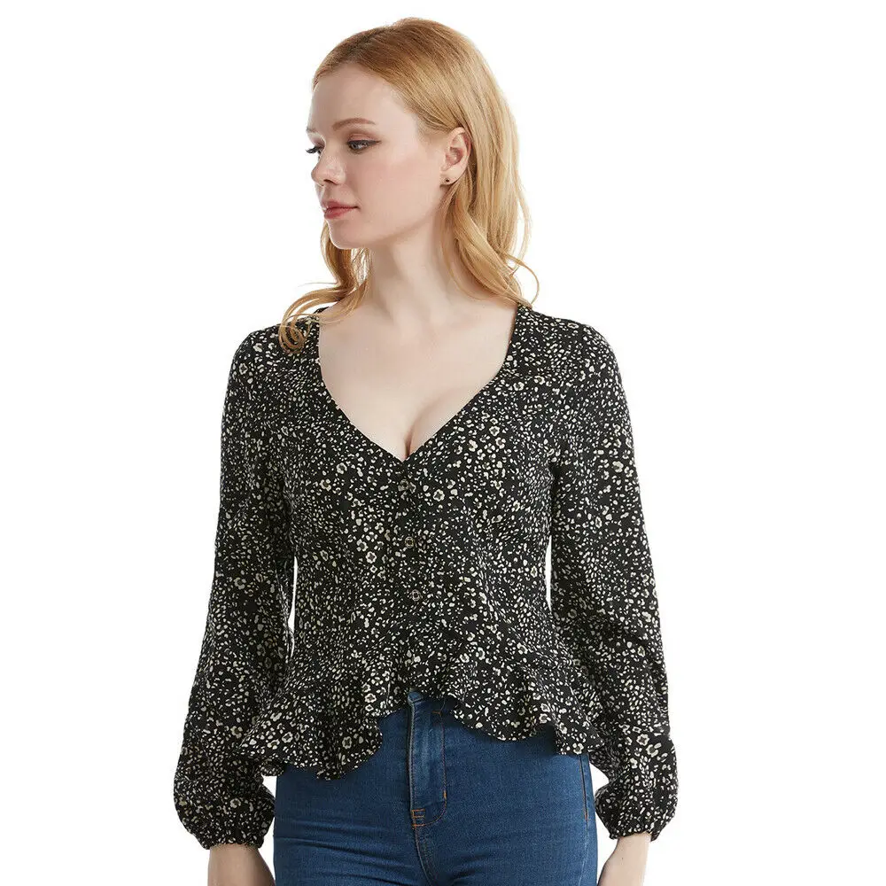 New Fashion Women Floral Print Crop Tops Buttons V Neck Long Sleeve Blouse Casual Kimono Shirts Slim Blouses Ruffles Vestidos 
New Fashion Women Floral Print Crop Tops Buttons V Neck Long Sleeve Blouse Casual Kimono Shirts Slim Blouses Ruffles Vestidos