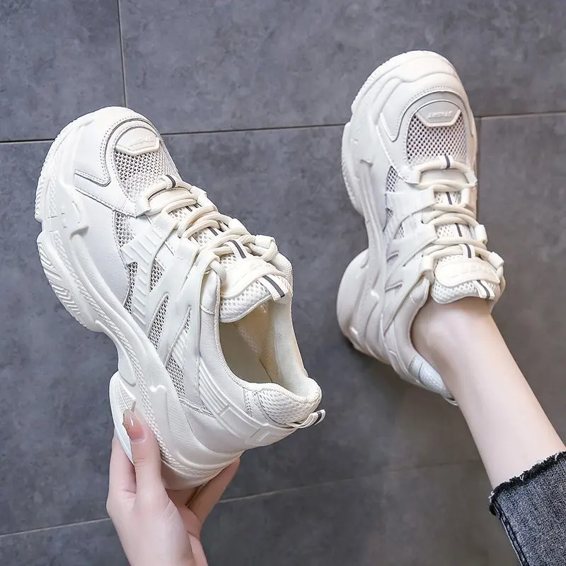 2021 New Fashion Platform Sneakers Women's Sports Shoes Spring Summer Running Lady Fashion Breathable Casual Trainers Tennis Hot
2021 New Fashion Platform Sneakers Women's Sports Shoes Spring Summer Running Lady Fashion Breathable Casual Trainers Tennis Hot