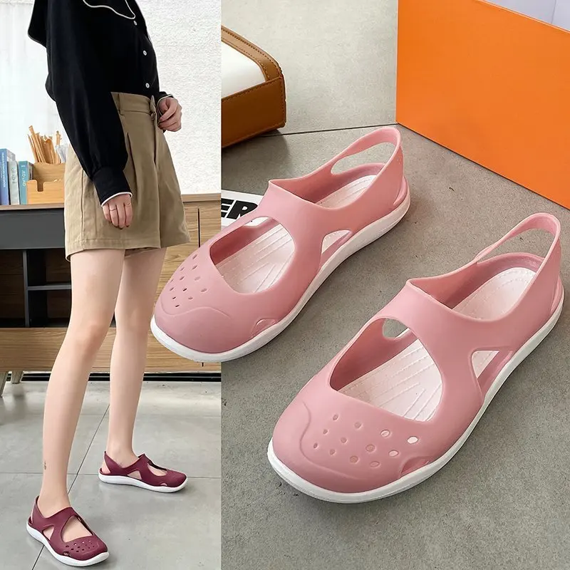 Shoes women's new casual Baotou hollow flat bottom breathable casual sandals summer fashion women's shoes all-match hot selling
Shoes women's new casual Baotou hollow flat bottom breathable casual sandals summer fashion women's shoes all-match hot selling