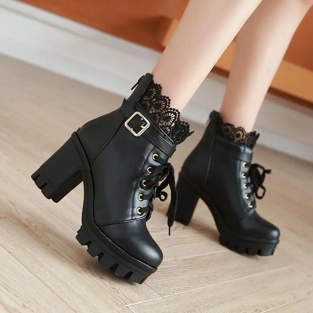 2020 Winter Women Lace Martin Boots Leather High Heels Ankle Boots Sexy Round Toe Ladies Gothic Pumps Shoes Large Sizes 35-43
2020 Winter Women Lace Martin Boots Leather High Heels Ankle Boots Sexy Round Toe Ladies Gothic Pumps Shoes Large Sizes 35-43