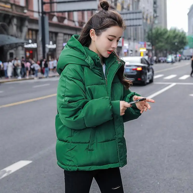 Short Winter Jacket Women Oversize Parka Coat Warm Thick Down Cotton Coat Female Loose Hooded Padded Women Winter Jacket
Short Winter Jacket Women Oversize Parka Coat Warm Thick Down Cotton Coat Female Loose Hooded Padded Women Winter Jacket