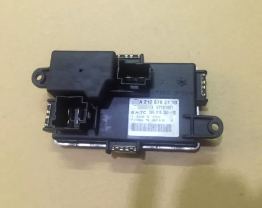 Сопротивление вентилятора для Mercedes Benz W204 C180 C200 C220 C280 C300 C320 2008-13
Сопротивление вентилятора для Mercedes Benz W204 C180 C200 C220 C280 C300 C320 2008-13