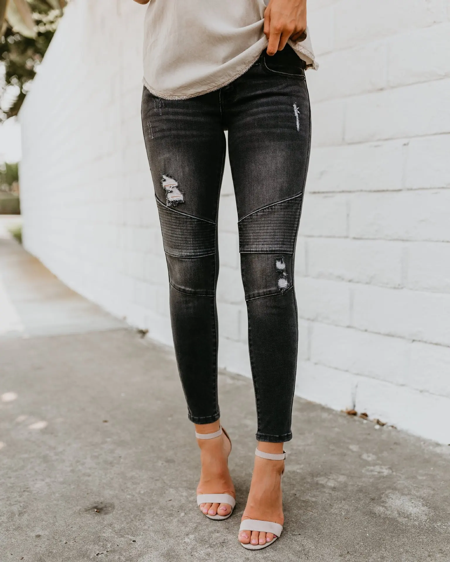 European And American-Style Slim Fit Black with Holes Stretch Press Plait Cowboy Skinny Pants
European And American-Style Slim Fit Black with Holes Stretch Press Plait Cowboy Skinny Pants