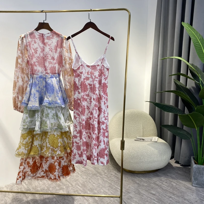 Indie Folk Style Floral Cake Dress 2021 Autumn New Rainbow Multi Color Cascading Ruffles Tassels Long Sleeve Designer Clothes
Indie Folk Style Floral Cake Dress 2021 Autumn New Rainbow Multi Color Cascading Ruffles Tassels Long Sleeve Designer Clothes