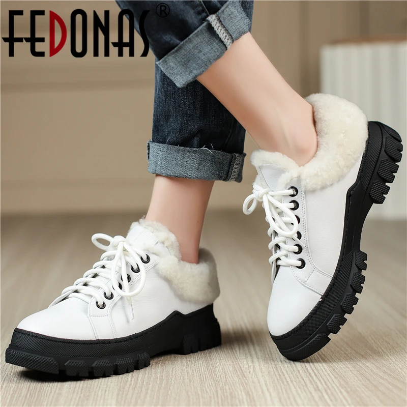 FEDONAS 2022 Winter Warm Women Pumps Lace-Up Comfortable Casual Platforms Thick Heels Genuine Leather Shoes Woman New Arrival
FEDONAS 2022 Winter Warm Women Pumps Lace-Up Comfortable Casual Platforms Thick Heels Genuine Leather Shoes Woman New Arrival